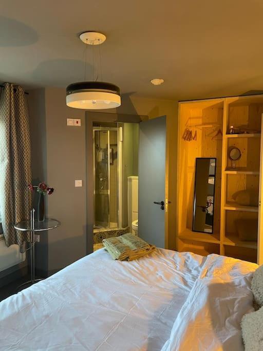 3 Bedroom Penthouse Apartment Manchester Esterno foto