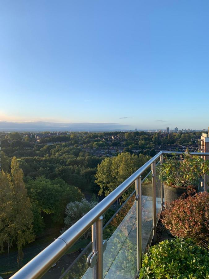 3 Bedroom Penthouse Apartment Manchester Esterno foto